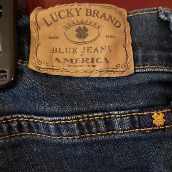 🌺Lucky Brand Jeans size 14🌺 - Picture 3 of 7